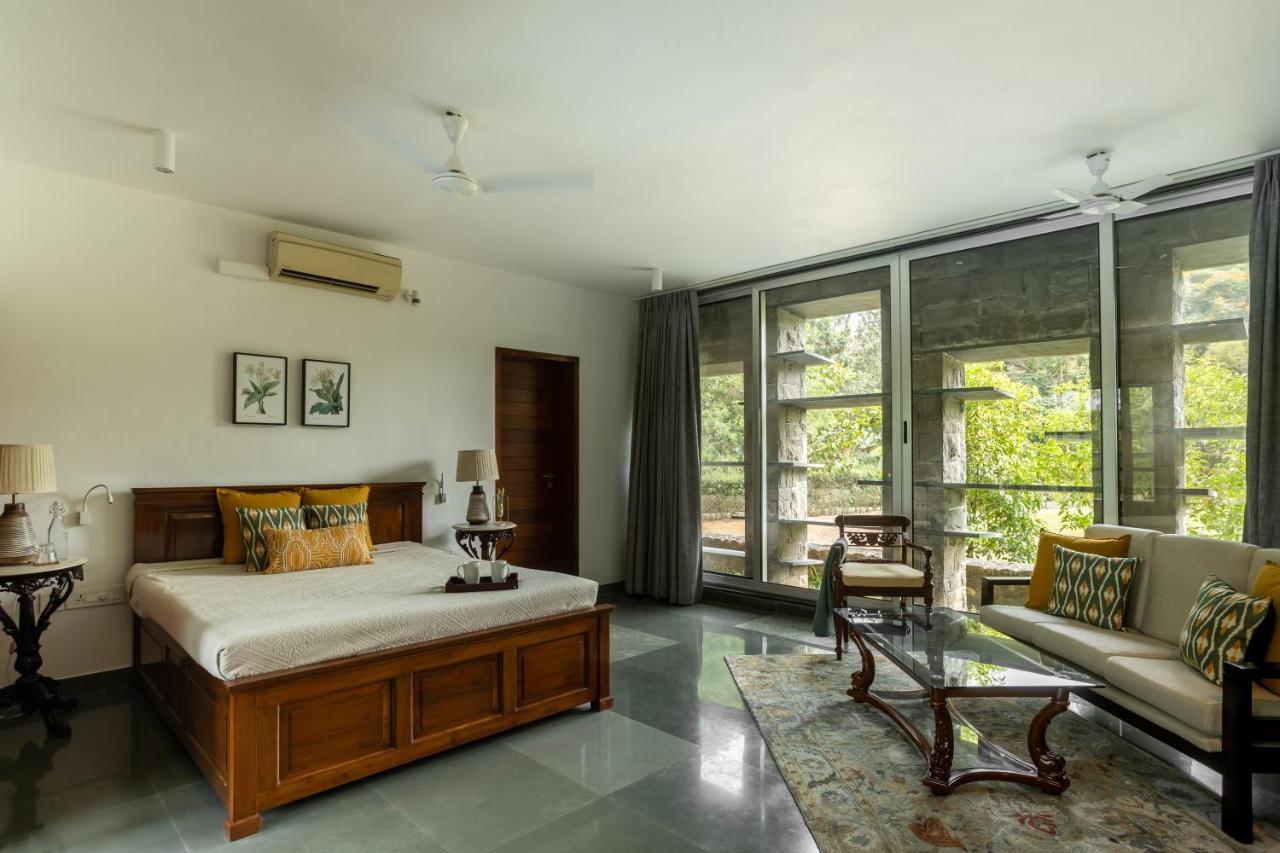Lohonostays Maharajah House Карджат Экстерьер фото